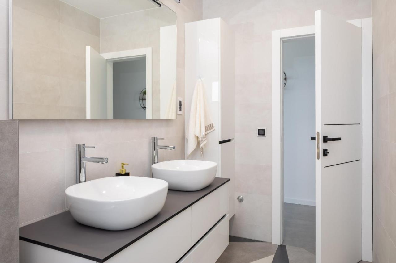 Luxury Apartment Sea Pakoštane Exterior foto
